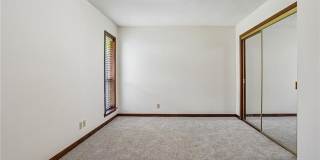 121 RIDGEWAY Drive 121 RIDGEWAY Drive Gallery 12