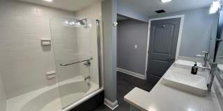 85 Pine Valley Road unit: # 14 Gallery 20