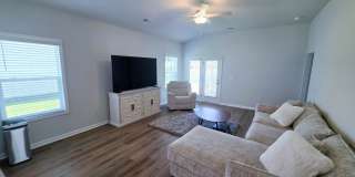 427 McGarry Drive Gallery 39