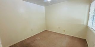3 Bedroom 2.5 Bath Townhouse Gallery 12