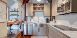 Luxury Furnished River View Condo in the Heart of Downtown Wilmington Gallery 9