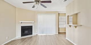 River Oaks Gallery 24