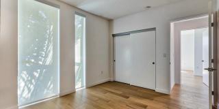 1048 Manzanita Gallery 24