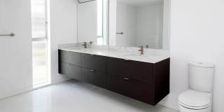 1048 Manzanita Gallery 16