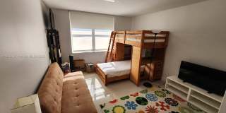 18151 NE 31st Ct Gallery 29