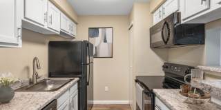 Bella Terra at City Center Apartments Gallery 4