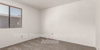 810 W 2nd St Gallery 18