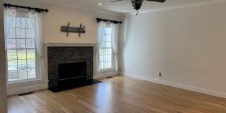 Stunning 4BR Executive Style Home in Brentwood Gallery 8