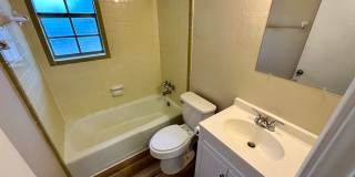 2 bedroom 1 bath unit for rent in Pensacola! Gallery 9