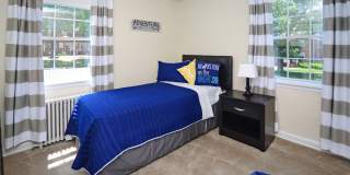 Oak Grove Gallery 13