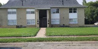 2011 Heritage Dr. Gallery 1