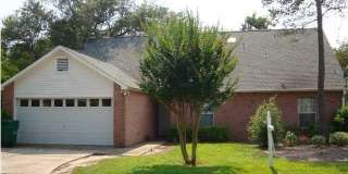 133 Parkwood Drive 133 Parkwood Drive Gallery 1