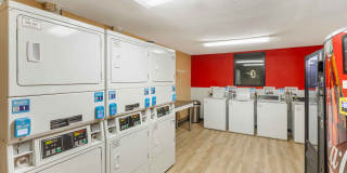 St. Louis - Westport - East Lackland Rd. Gallery 8