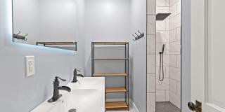 640 Neil Avenue Gallery 40