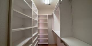 Sun City Anthem!! 55 & Older!! Single Story!! Private Pool!! Strip Views!! 3 bedrooms and 3 car Garage!! Gallery 18