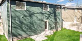 Almost New House with AC! Gallery 6