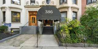 386 Commonwealth Avenue Gallery 9