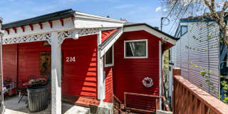 214 Woodside Avenue Gallery 28