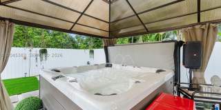 9508 N Military Trl Gallery 30