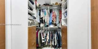 5911 Alton Rd MIAMI BEACH, FL 33140 Gallery 33