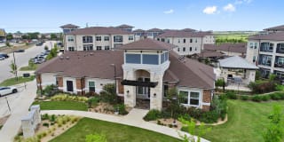 Sadler House Luxury Apartment Homes Gallery 2