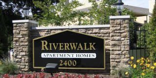 Riverwalk Gallery 59