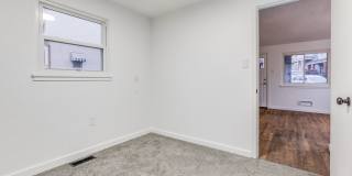 AVAILABLE JUNE 2026! - 2 Bedroom Suburban Vibes in the HEART of the City!! Gallery 10