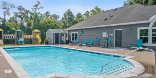 Galbraith Pointe Apartments and Townhomes Gallery 41