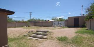 Charming 3 Bedroom 2 Bath House! Close to the UofA and Downtown! Gallery 16