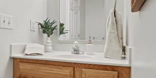 2521 Ravine Street unit: 2521 Gallery 11