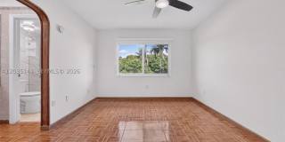 10300 Coral Way Gallery 22