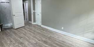 414 East Washington Avenue Gallery 20