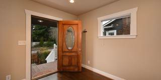 Charming 3 Bedroom/2 Bath Craftsman Home for Lease in Phinney/Greenlake Gallery 3