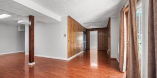 222 APPLE BLOSSOM Court Gallery 35