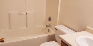 Sycamore Place Gallery 35