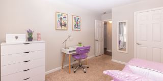 Cameron Run Apartment Homes Gallery 10
