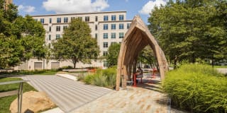 Virginia Square Gallery 44