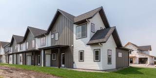 2-Story Urban Triplex at a modern community featuring 3 Bedrooms 3 Bathrooms Gallery 34