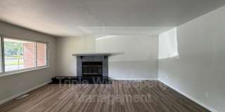 945 Paddock Dr Gallery 6