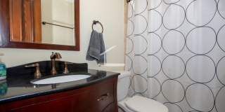 Nicely renovated 4 bed unit near Northeastern! Gallery 8