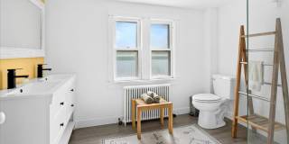 14 W DELAWARE Avenue Gallery 24