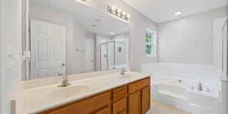 Spacious 4-bed, 2.5 bath home in Dominion Bridge of Fort Mill! Gallery 30