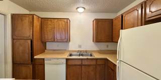 Viewable Now!  Small Dogs Accepted! Gallery 9