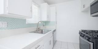 1863 10th St. Gallery 5