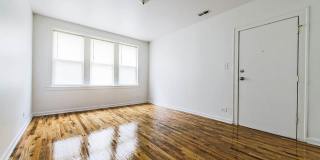 7055 S St Lawrence Apartments Gallery 21