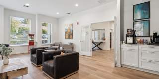 Cambridge Court Gallery 2