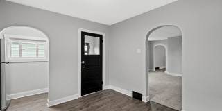 Beautiful 3 bedroom home in Coraopolis available June 1! Gallery 20