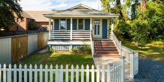 Adorable cottage for rent! Utilities included Gallery 1