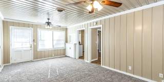 Pre-leasing for August! - Spacious 3 Bedroom Home Located In Medical District! Gallery 15