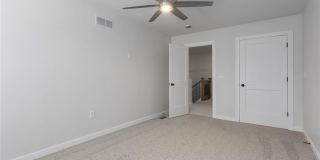 2027 Agnes Avenue Gallery 24